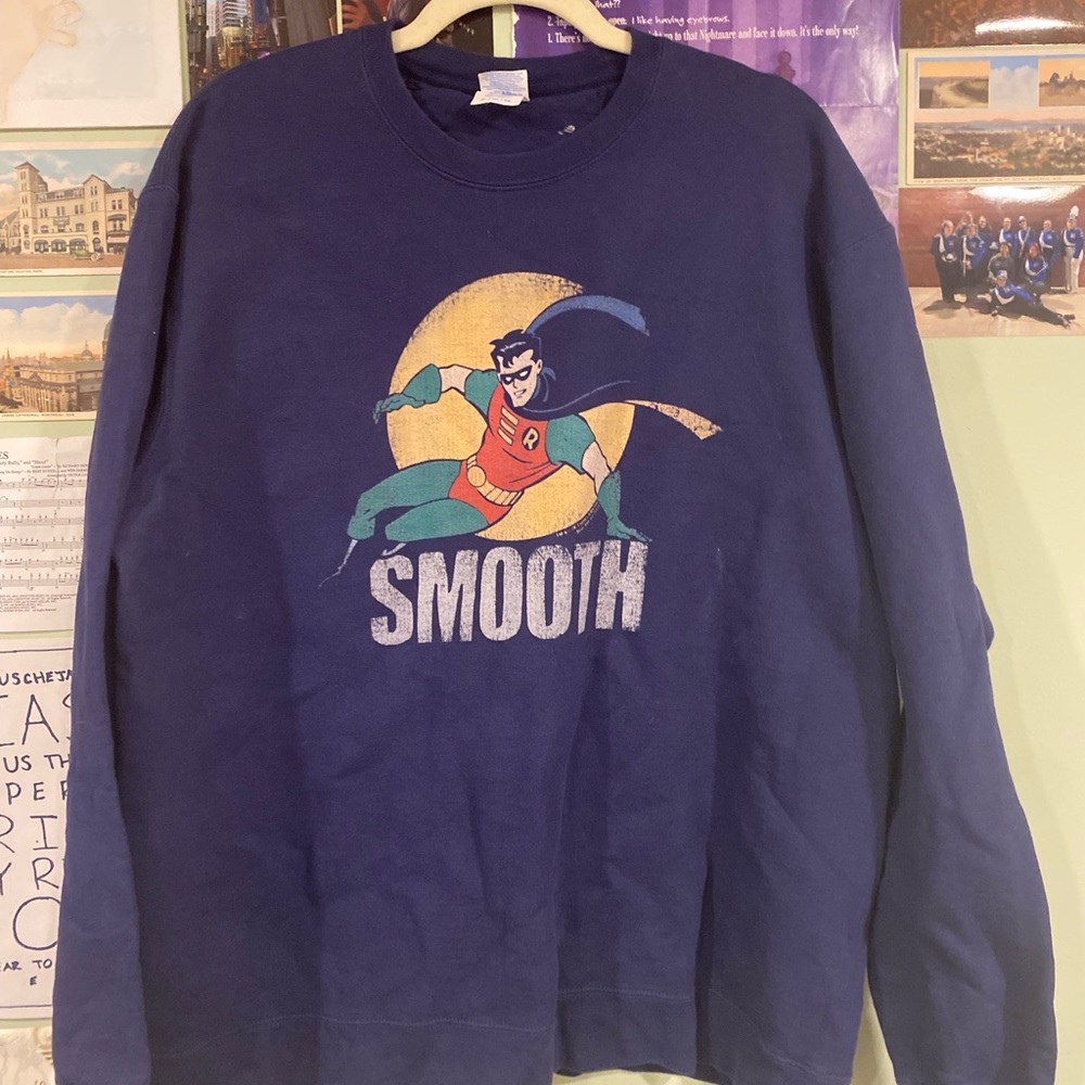 super cute navy blue robin "smooth" crewneck!!